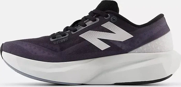 New Balance FuelCell Rebel v4 graphite/black/quartz grey (Damen)