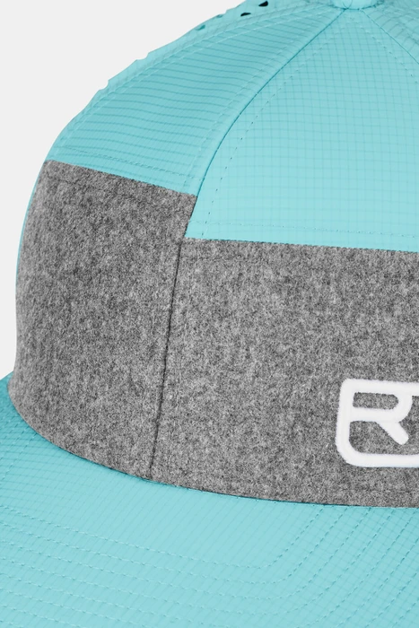 Ortovox Logo Air Trucker Kappe ice waterfall