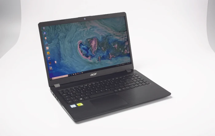 Acer Aspire 5 A515-52-75Y4, schwarz, Core i7-8565U, 8GB RAM, 512GB SSD, DE