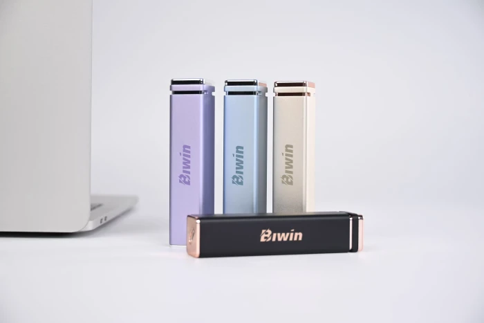 Biwin PD2000 Portable SSD, blau, 2TB, USB-C 3.2