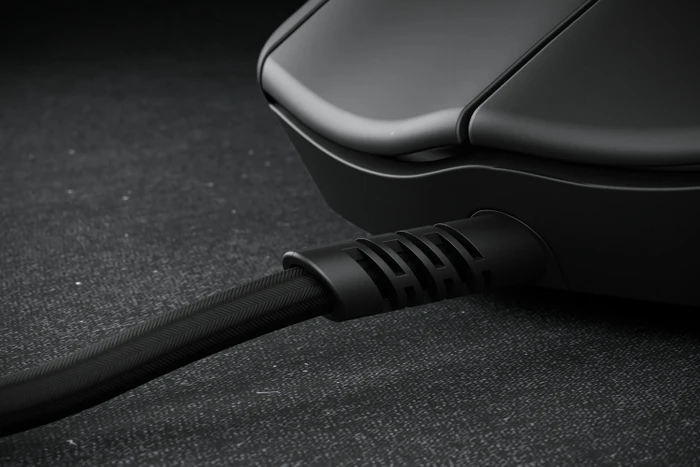 Mionix Naos Pro, USB