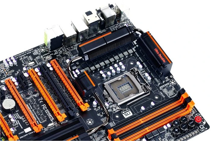 GIGABYTE GA-Z77X-UP7 (Intel 1155)