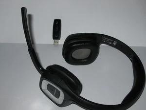 Plantronics .Audio 995