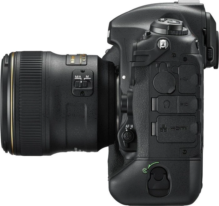 Nikon D5 CF Body