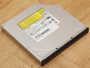 Sony Optiarc AD-7670S, SlimLine schwarz, SATA