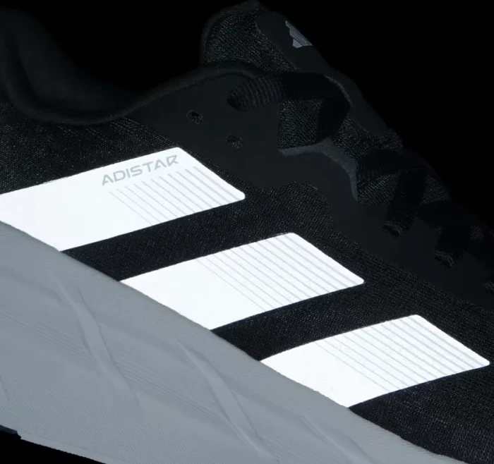 adidas Adistar 3 core black/cloud white/grey six (Damen)