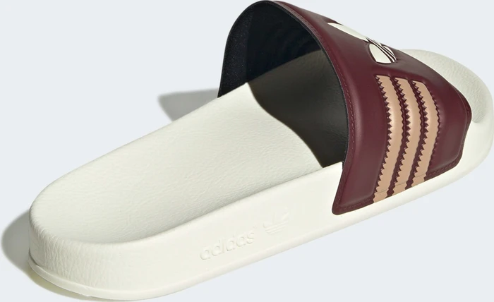 adidas Adilette shadow red/cream white/warm sandstone