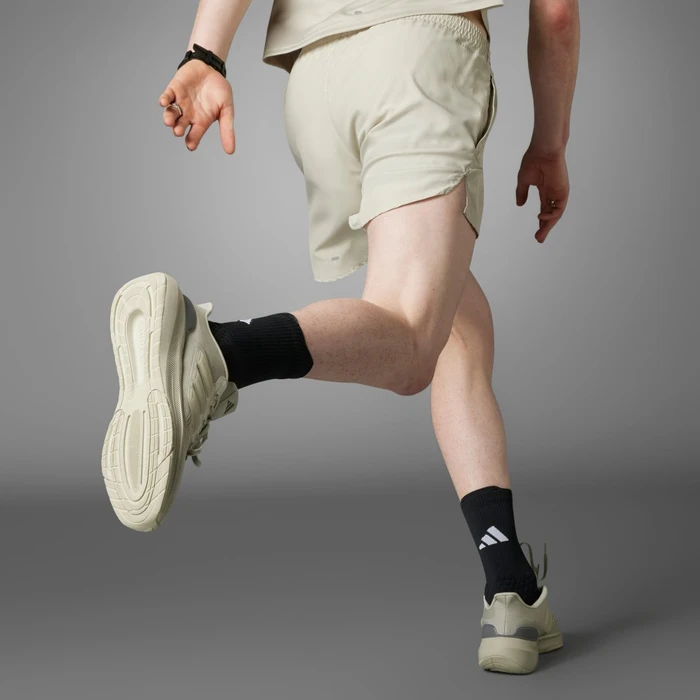 adidas Run It Laufhose kurz putty grey (Herren)