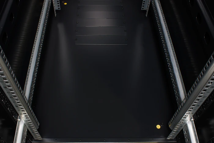 Rockstable 19" Serverschrank 42HE, Sicherheitsglastür, IP2X, schwarz, 1200mm tief