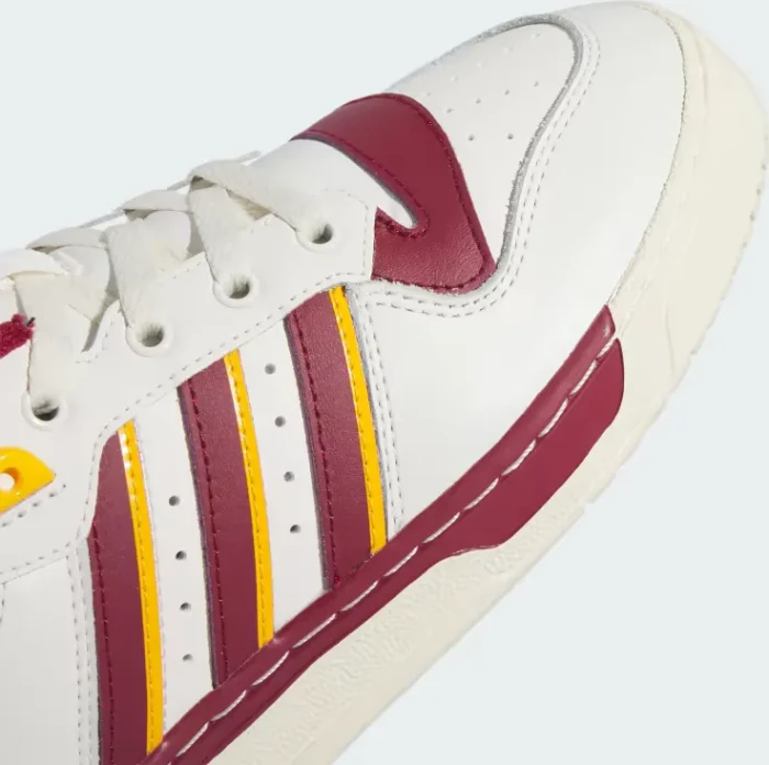 adidas Rivalry Low 86 cloud white/team coll burgundy 2/crew yellow
