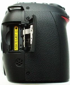 Nikon D90 mit Objektiv AF-S DX 18-105mm 3.5-5.6 G ED VR