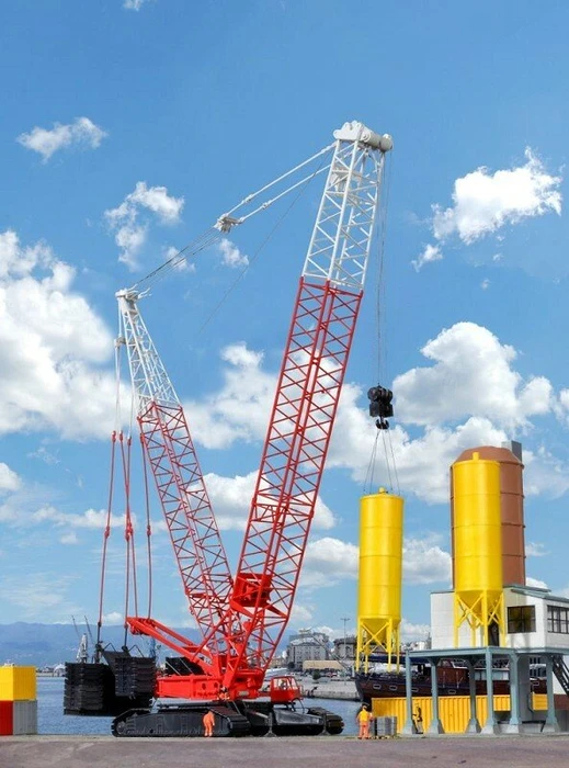 Kibri Liebherr Raupenkran mit Gittermast