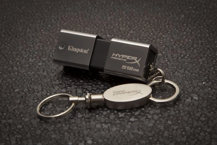 Kingston DataTraveler FURY Predator 1TB, USB-A, USB 3.2 Gen 1×1