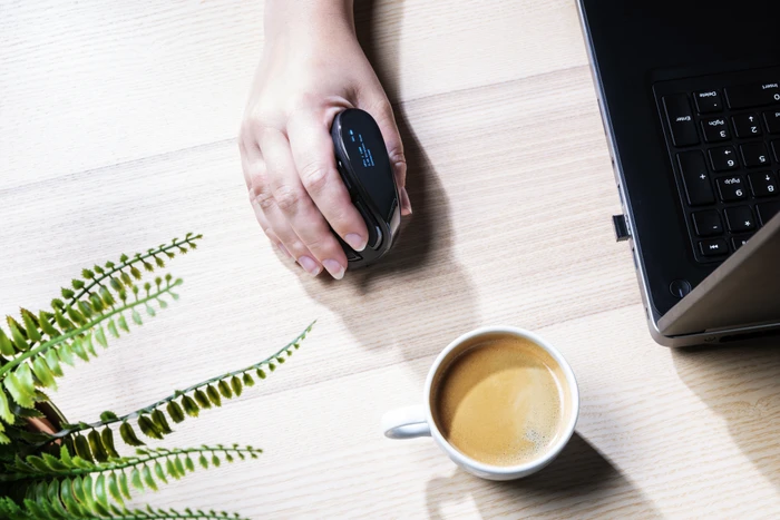 Trust Voxx Rechargeable Ergonomic Wireless Mouse, USB/Bluetooth