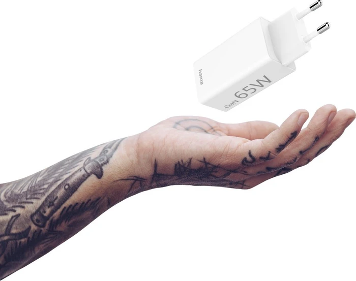 Hama Schnellladegerät GaN 1x USB-C PD 1x USB-A QC Mini-Ladegerät 65W weiß