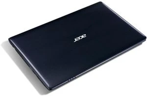 Acer Aspire 5755G-5245G32Mrks, rot, Core i5-2450M, 4GB RAM, 320GB HDD, GeForce GT 630M, DE