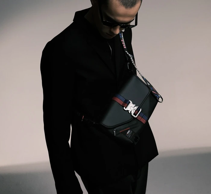 ASUS ROG Slash Sling Bag, Black