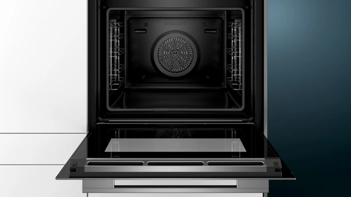 Siemens iQ700 HB676GBS1 Backofen