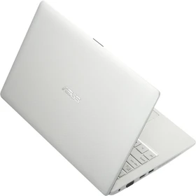 ASUS F200CA-KX089DU, weiß, Celeron 1007U, 2GB RAM, 320GB HDD, DE