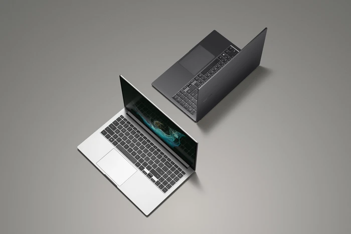 Samsung Galaxy Book2 15, Silver, Core i7-1255U, 8GB RAM, 512GB SSD, DE