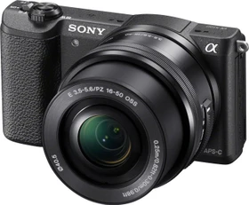 Sony Alpha 5100 schwarz mit Objektiv E PZ 16-50mm 3.5-5.6 OSS und E 55-210mm 4.5-6.3 OSS
