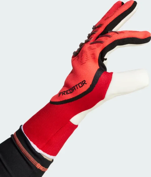 adidas Predator Pro Torwarthandschuhe lucid red/black/pure ruby