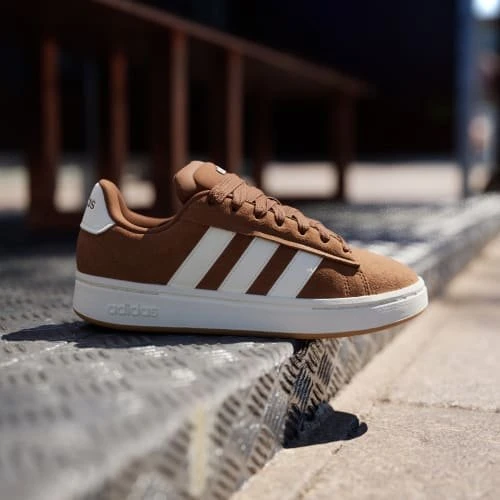 adidas Grand Court Alpha dusky bronze/off white/gum (Damen)