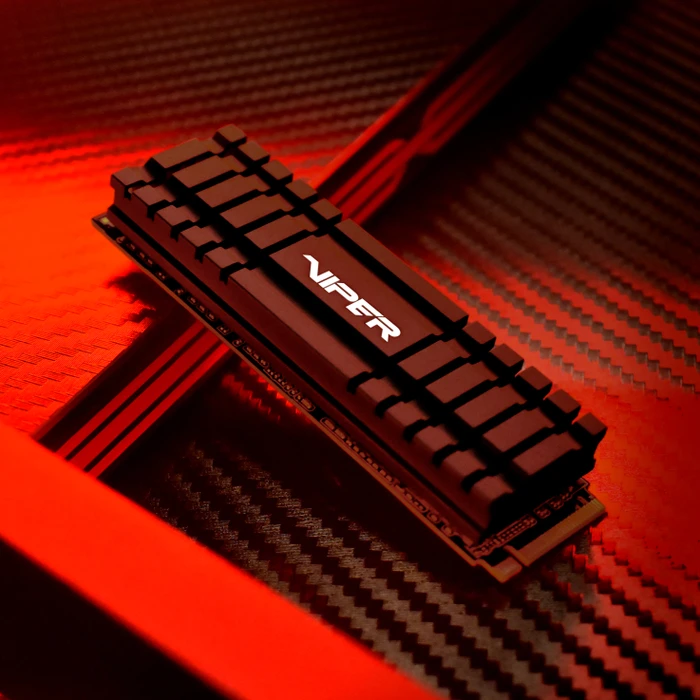 Patriot Viper VPN110 2TB, M.2 2280 / M-Key / PCIe 3.0 x4, Kühlkörper