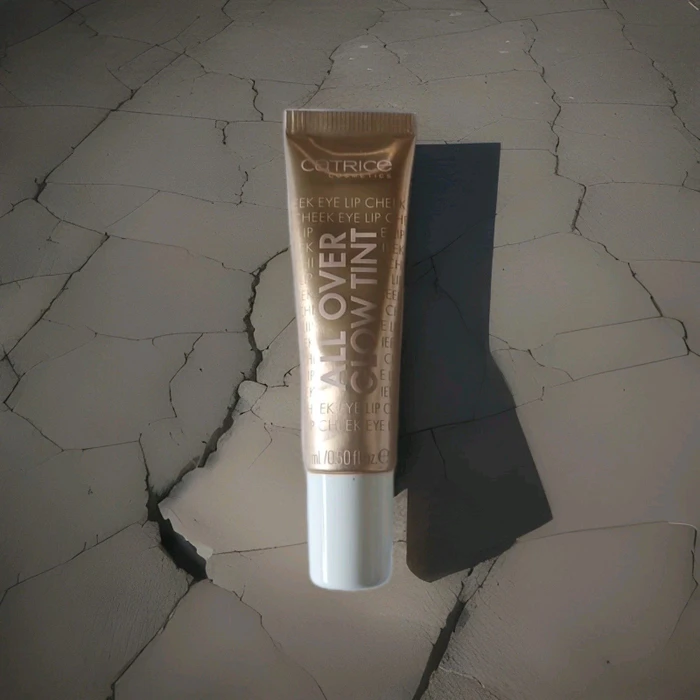 Catrice All Over Glow Tint Highlighter 030 sun dip, 15ml