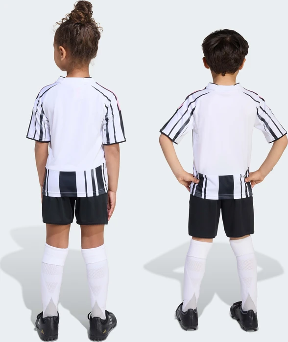 adidas Juventus Turin 2025/2026 Heimausrüstung schwarz/weiß (Junior)