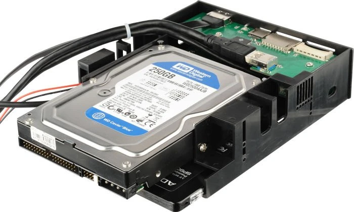 Enermax Mighty Charger ECR501 Multi-Slot-Cardreader, USB 3.0 19-Pin Stecksockel [Stecker]