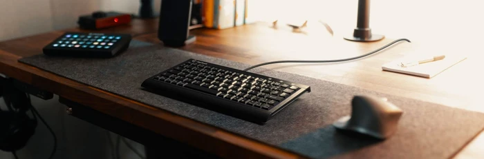KeySonic KSK-3011ELC, schwarz, USB, DE