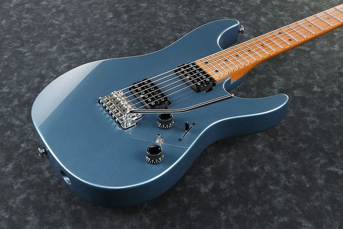 Ibanez AZ2402 ICM Ice Blue Metallic
