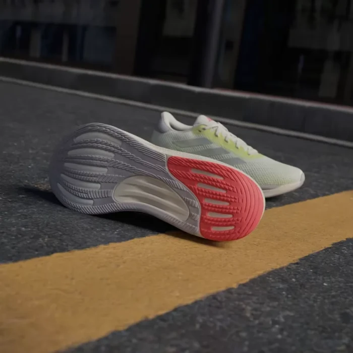 adidas Supernova Stride off white/silver metallic/pulse lime (Damen)