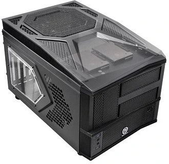 Thermaltake Armor A30i, Acrylfenster