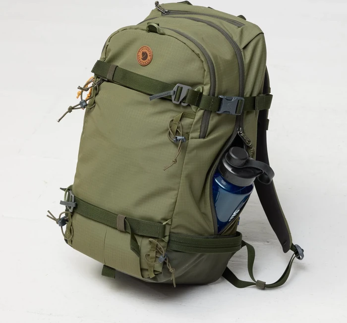 Fjällräven Bergtagen Touring 22 laurel green/deep forest