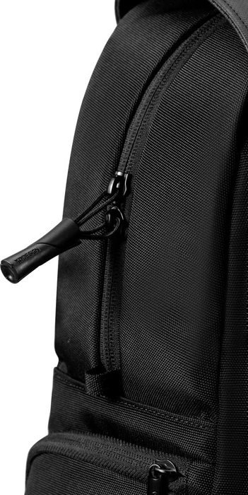 XD Design 16" Soft Daypack Notebook-Rucksack, schwarz