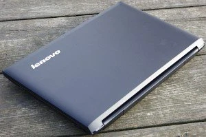 Lenovo B570e, Celeron B820, 2GB RAM, 320GB HDD, DE