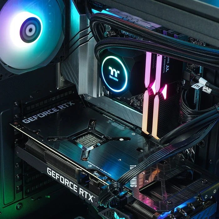 Thermaltake Ganymed, schwarz, Core i9-12900K, 32GB RAM, 2TB SSD, GeForce RTX 3080 Ti