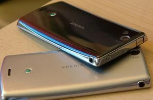 Sony Ericsson Xperia arc misty silver
