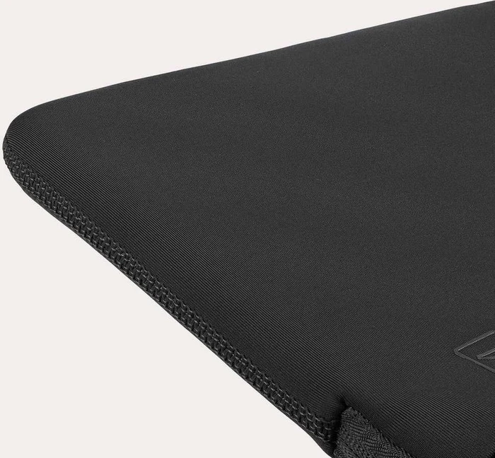 Tucano Top Sleeve für Notebooks 16" schwarz
