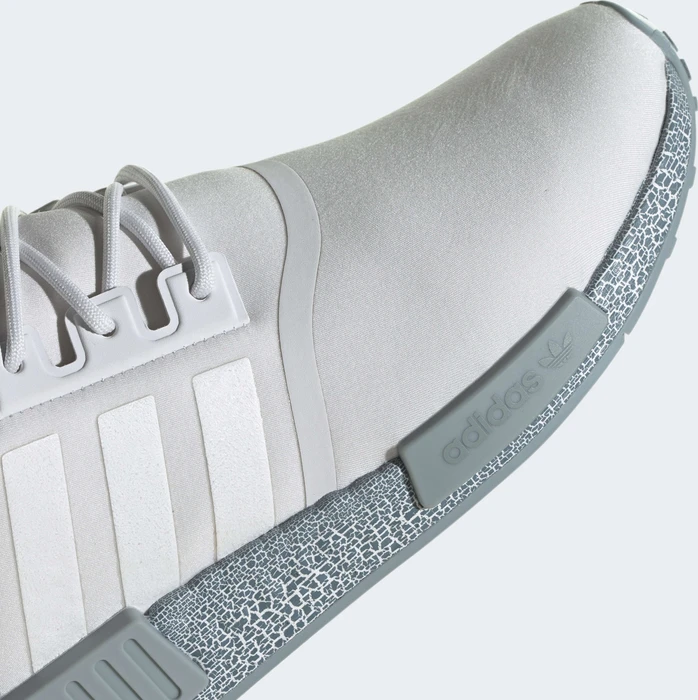 adidas NMD_R1 crystal white/magic grey