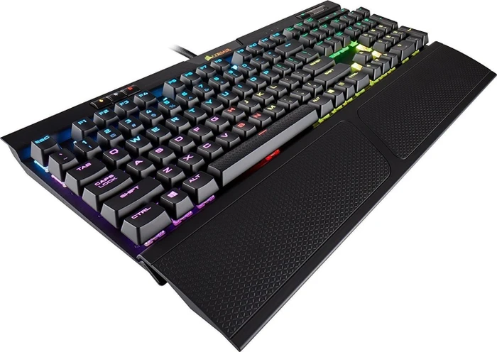Corsair Strafe RGB MK.2, MX SILENT RGB RED, USB, CH