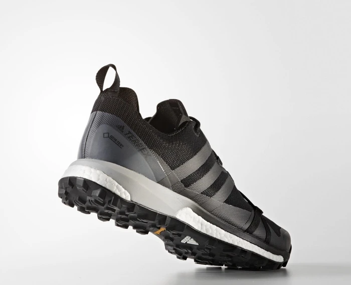 adidas Terrex Agravic GTX core black/footwear white (Herren)