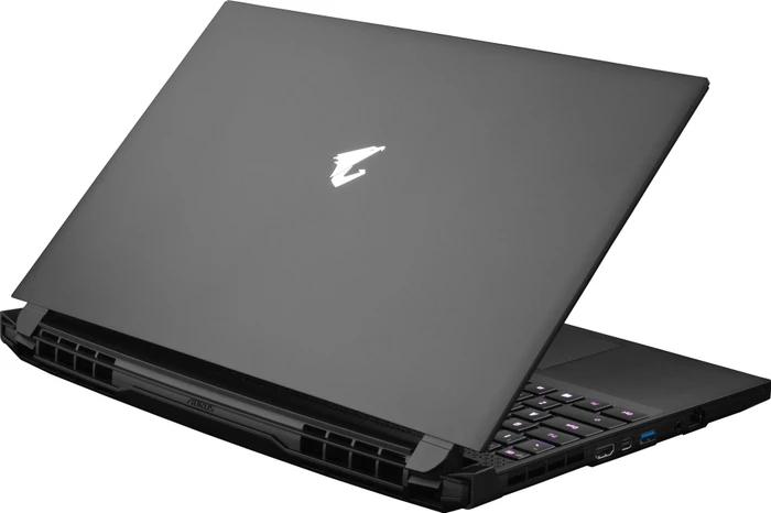 GIGABYTE AORUS 15P, Core i7-10870H, 32GB RAM, 512GB SSD, GeForce RTX 3070, DE