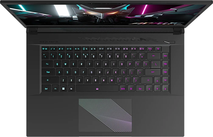 GIGABYTE AORUS 15, Core i7-13620H, 16GB RAM, 1TB SSD, GeForce RTX 4060, DE