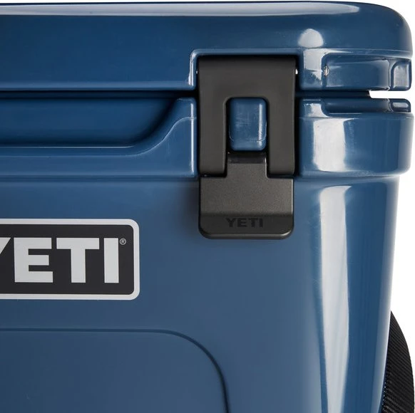 Yeti Roadie 24 Passiv-Kühlbox navy