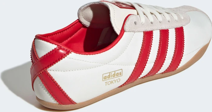 adidas Tokyo off white/better scarlet/gum (Damen)