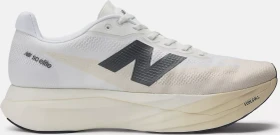 New Balance FuelCell SuperComp Elite v5 linen/sea salt/shipyard (Herren)
