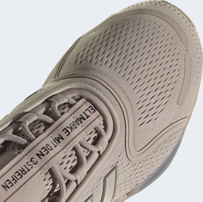 adidas NMD_V3 wonder taupe/simple brown/core black